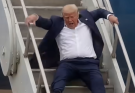 🚨Trump FALLS AGAIN! — White House Doctor Breaks S ….See more